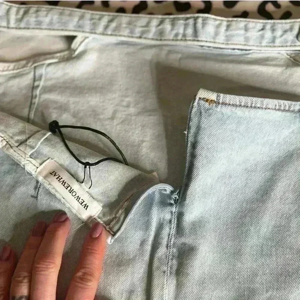 WeWoreWhat' Cut-Out Denim Mini Skirt in a Super Light Indigo Wash. Sz Large. NWT - Picture 7 of 13